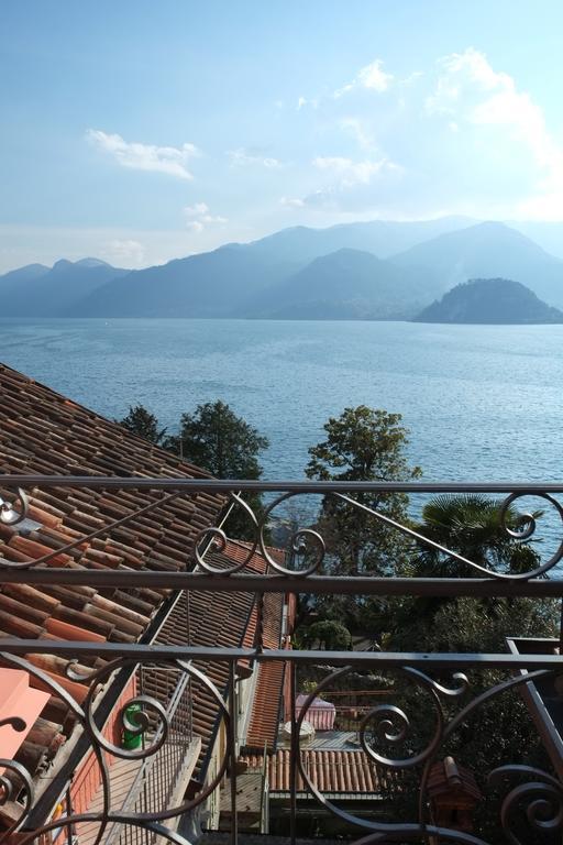 Michelangelo B&B Варена Екстериор снимка